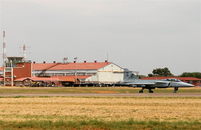 南非空军基地1
